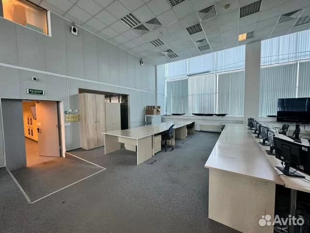 Ритейл 85 м², первая линия, Арбат